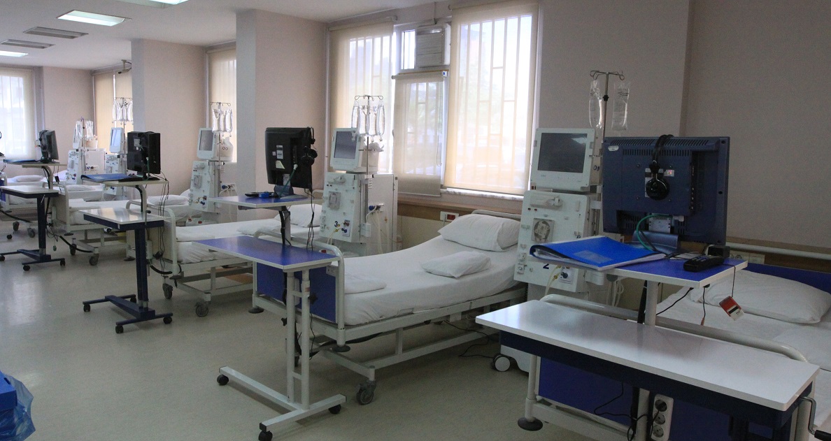 Bornova Diyaliz Merkezi Diyaliz Salonu